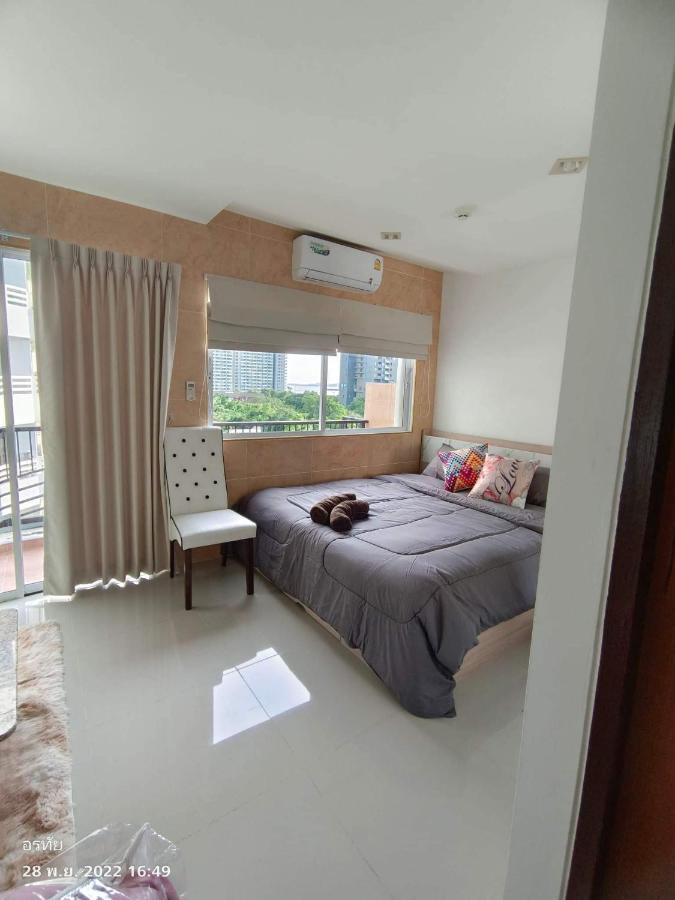 Trio Gems Condo, Pattaya Thailand Jomtien Beach Exteriör bild