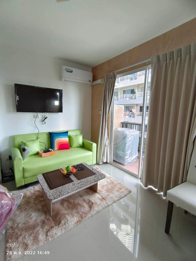 Trio Gems Condo, Pattaya Thailand Jomtien Beach Exteriör bild