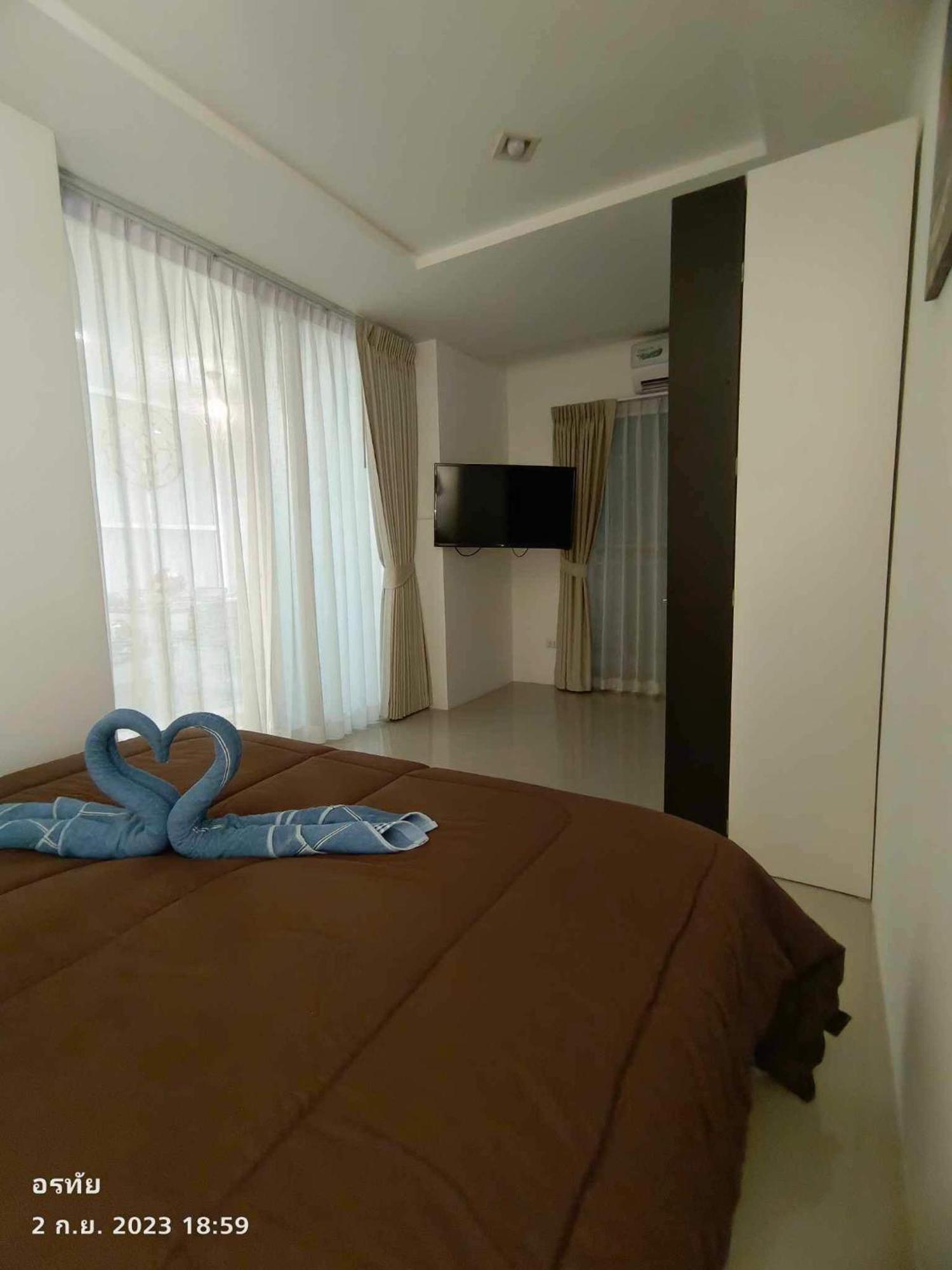Trio Gems Condo, Pattaya Thailand Jomtien Beach Exteriör bild