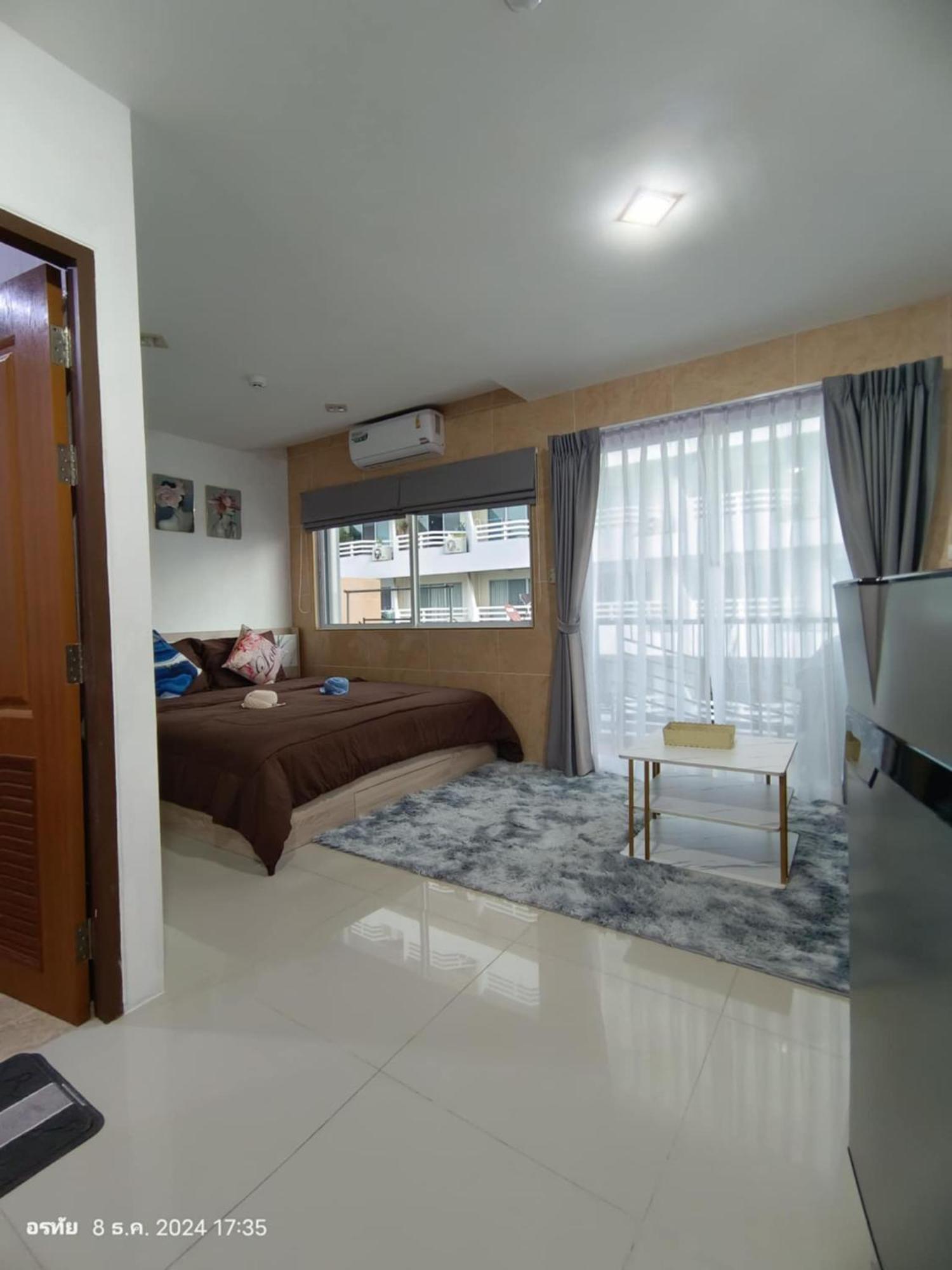 Trio Gems Condo, Pattaya Thailand Jomtien Beach Exteriör bild